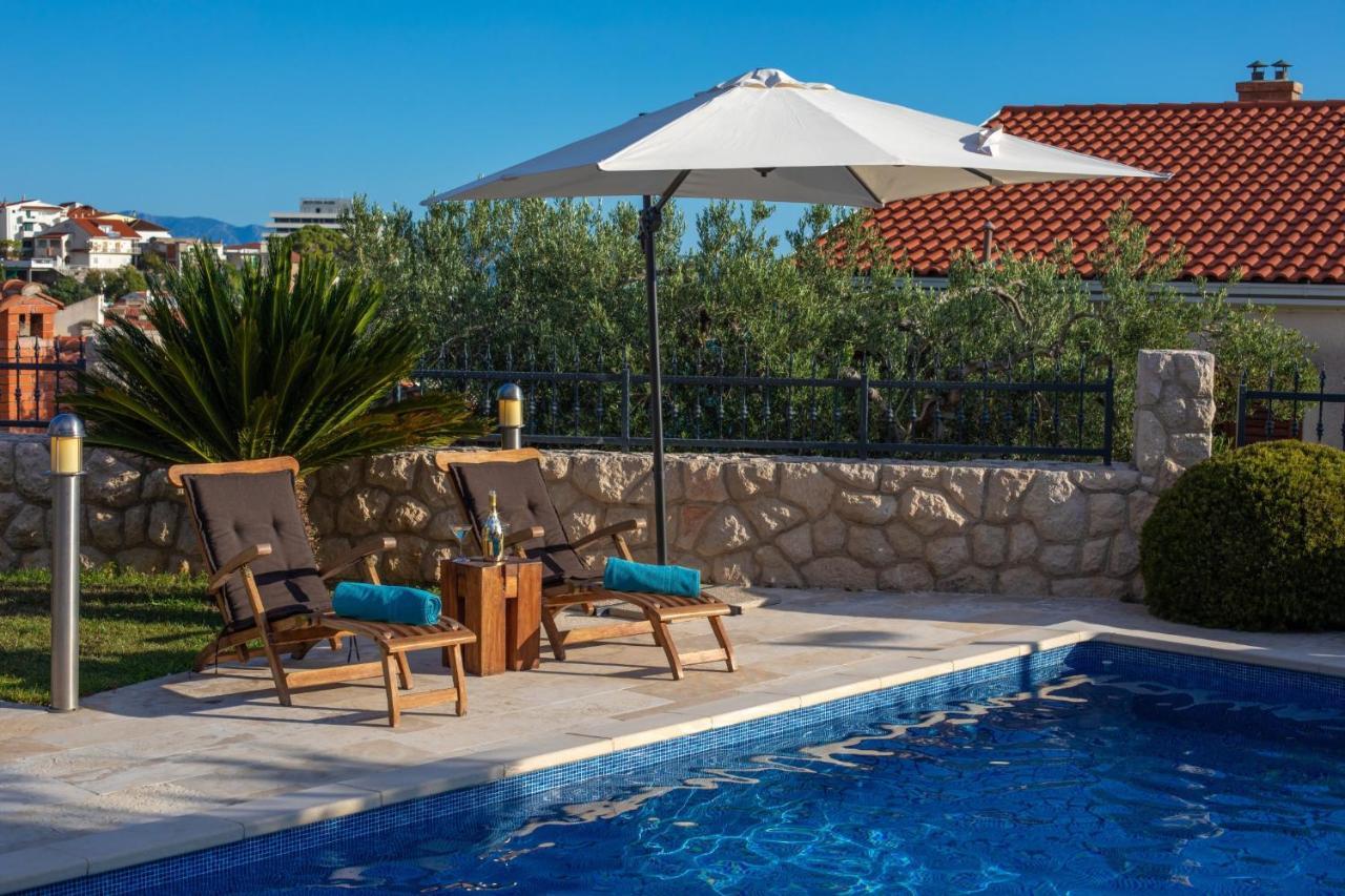 Villa Old Olive, 3Lovelyvillas Podgora Exterior photo